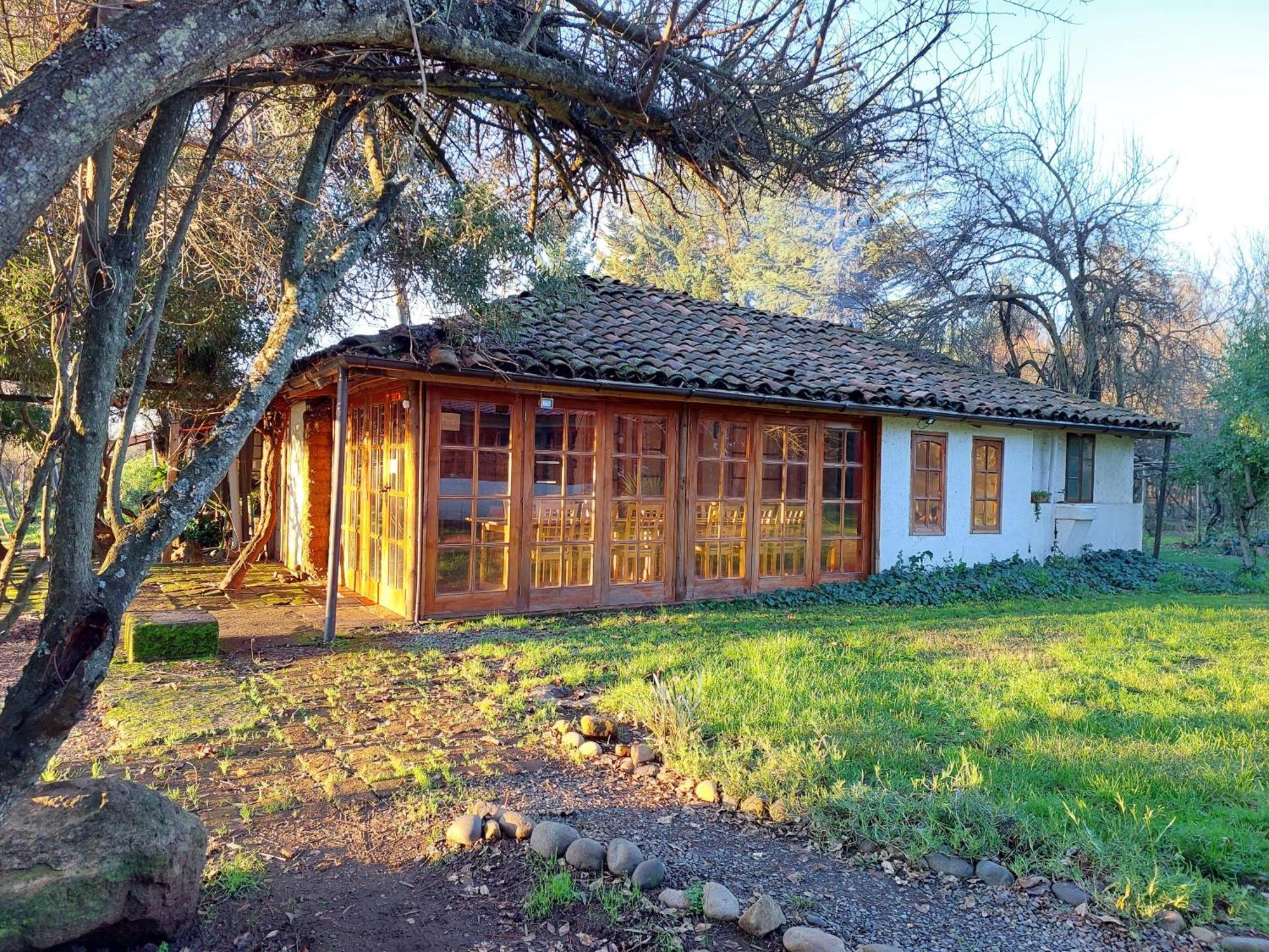 La Casa De Adobe Natural Y Mas Bulnes Εξωτερικό φωτογραφία